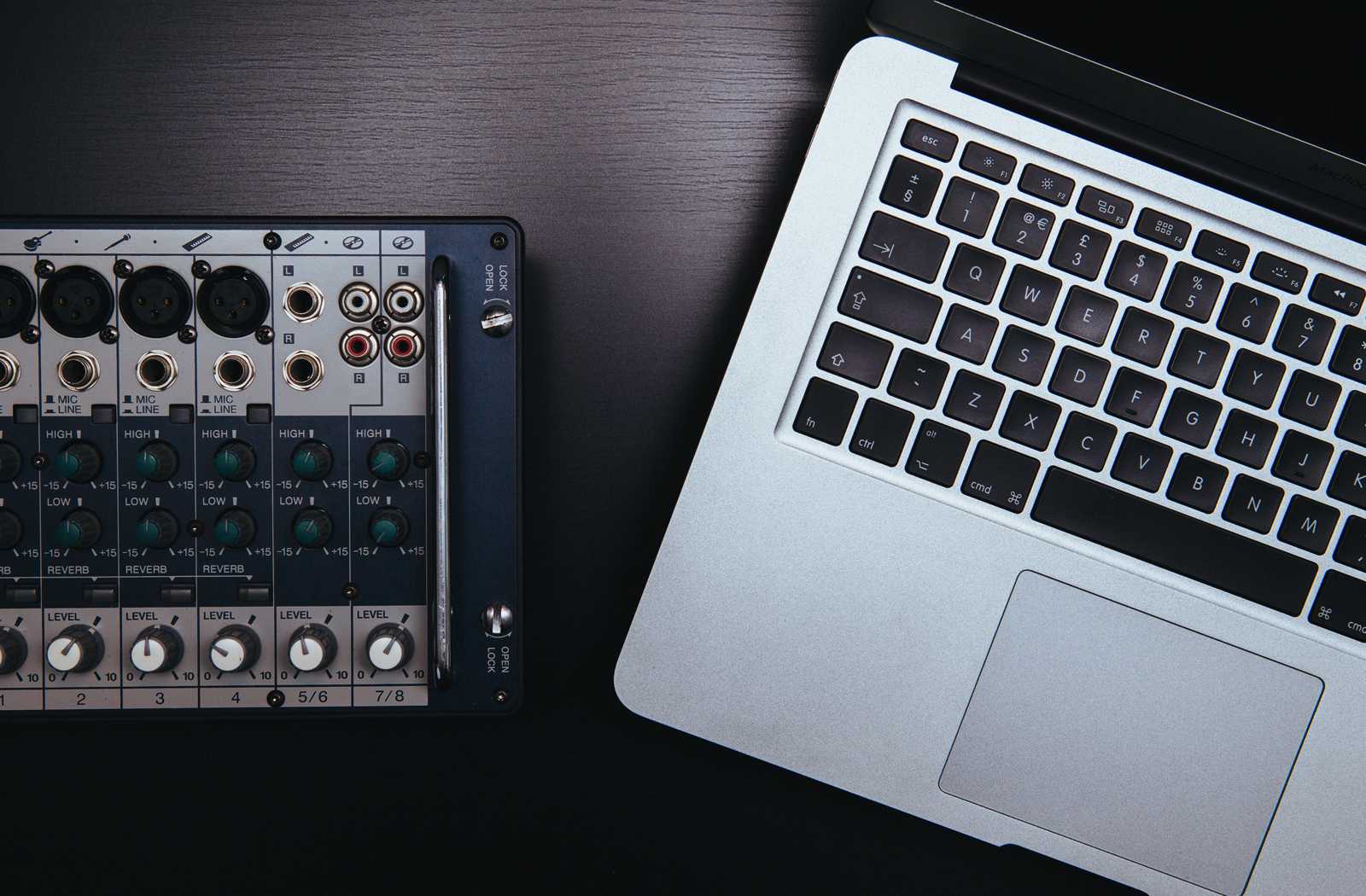 Laptop Specs for DJing (Definitive Guide)